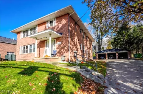 1415 E Main St, Kent, OH 44240