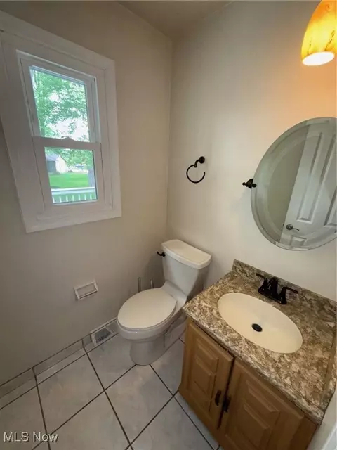 Bath - 7556 Jaguar Dr, Boardman, OH 44512 photo 6 of 6