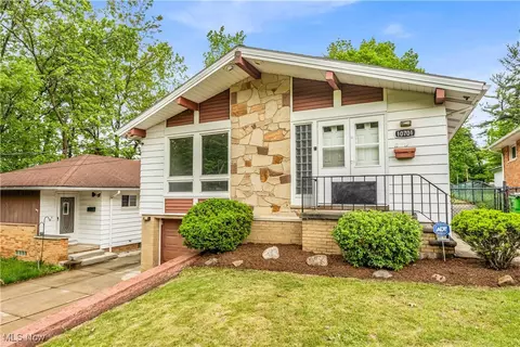 10701 Mountview Ave, Garfield Heights, OH 44125