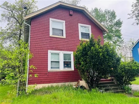 999 E 131st St, Cleveland, OH 44108