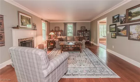 2885 Mill Gate Dr, Willoughby Hills, OH 44094 photo 11