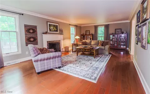 2885 Mill Gate Dr, Willoughby Hills, OH 44094 photo 9