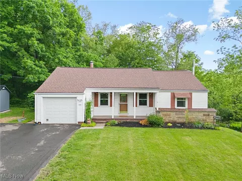 11439 Millersburg Rd SW, Massillon, OH 44647