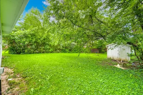 2318 3rd St SE, Canton, OH 44707 photo 23