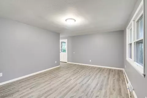 2318 3rd St SE, Canton, OH 44707 photo 4