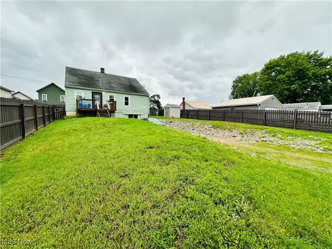 Exterior - 418 Main St, Philo, OH 43771 photo 4 of 5