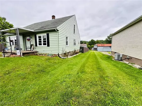 Exterior - 418 Main St, Philo, OH 43771 photo 1 of 5
