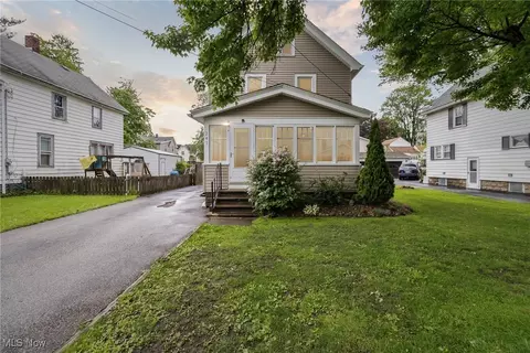 241 Salem St, Conneaut, OH 44030
