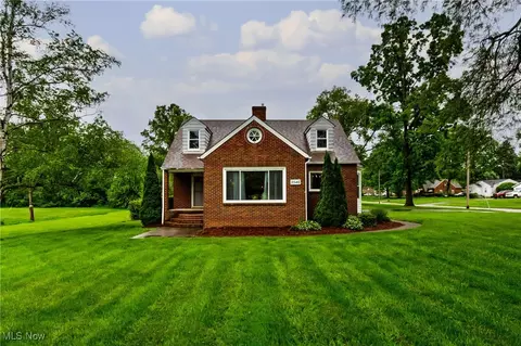 2546 Atlantic, Warren, OH 44483