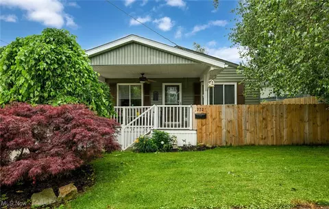 372 Waterford St, Akron, OH 44314