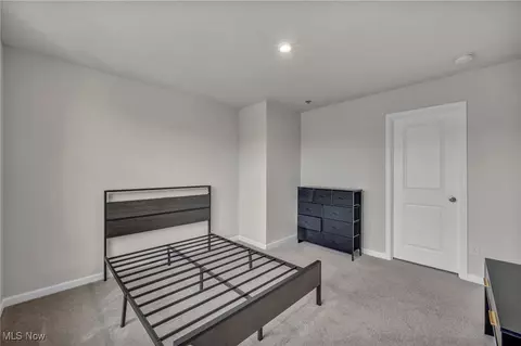 Bedroom - 114 River Run Dr, Elyria, OH 44035 photo 3 of 4