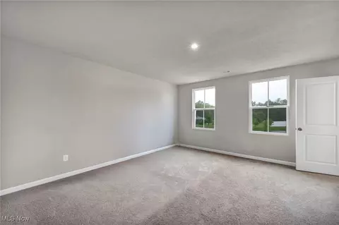 Bedroom - 114 River Run Dr, Elyria, OH 44035 photo 1 of 4