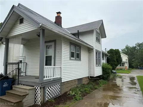 931 W 18th St, Lorain, OH 44052 photo 5