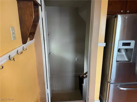 931 W 18th St, Lorain, OH 44052 photo 12