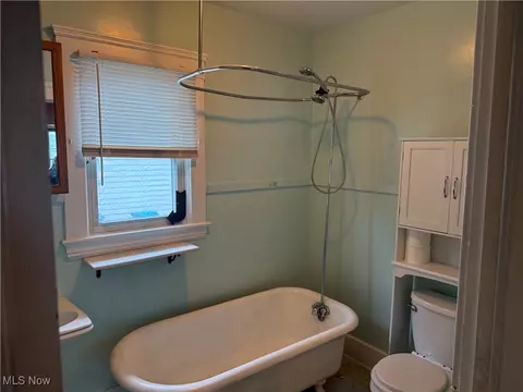 931 W 18th St, Lorain, OH 44052 photo 13