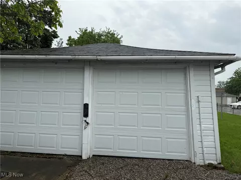 931 W 18th St, Lorain, OH 44052 photo 25
