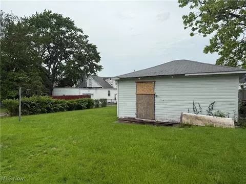 931 W 18th St, Lorain, OH 44052 photo 24
