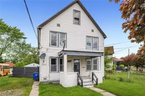 11702 Brookfield Ave, Cleveland, OH 44135