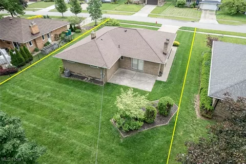 View/Area - 987 E Decker Dr, Seven Hills, OH 44131 photo 4 of 5