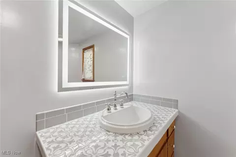 9265 Oberlin Rd, Elyria, OH 44035 photo 26