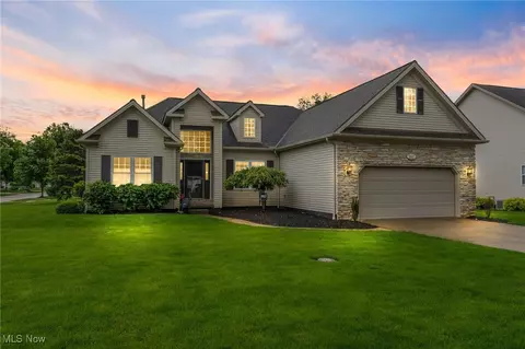 31827 Woodbridge Way, Avon Lake, OH 44012
