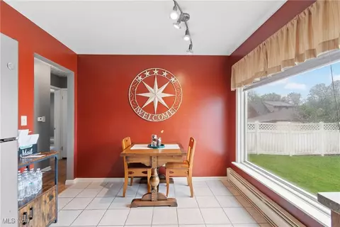 Dining - 174 Woolf Ave, Akron, OH 44312 photo 1 of 1