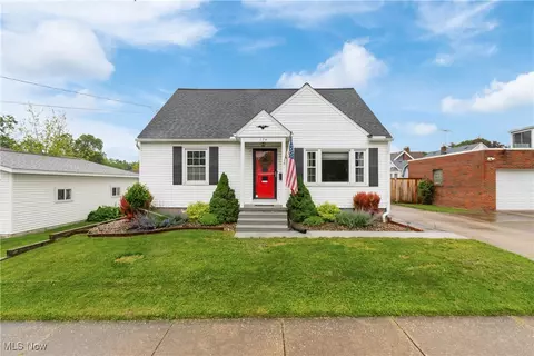 174 Woolf Ave, Akron, OH 44312