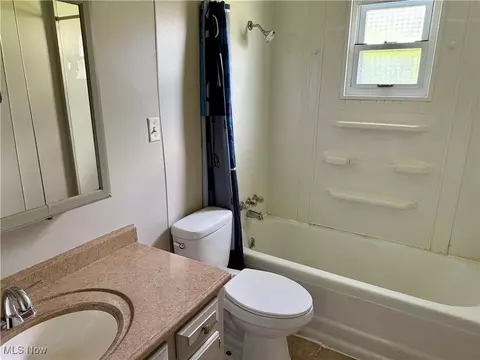 237 Beech Rd, Weirton, WV 26062 photo 14