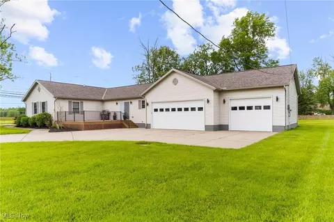 6937 Reynolds Rd, Mentor, OH 44060