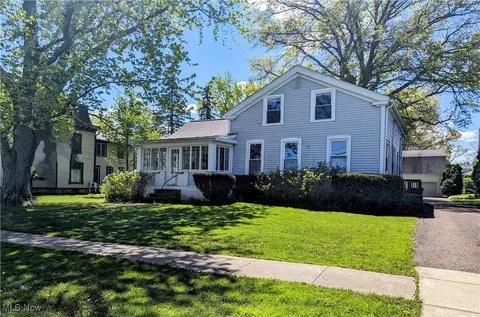 206 S Hambden St, Chardon, OH 44024