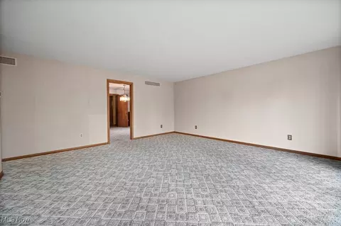 817 Washington Ave, Elyria, OH 44035 photo 22