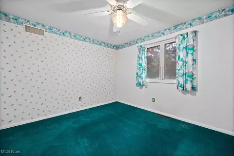 817 Washington Ave, Elyria, OH 44035 photo 4