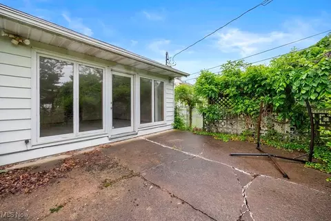 817 Washington Ave, Elyria, OH 44035 photo 44