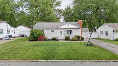 197 Whittier Rd, Mansfield, OH 44907