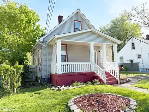 900 E 34th St, Lorain, OH 44055 photo 2