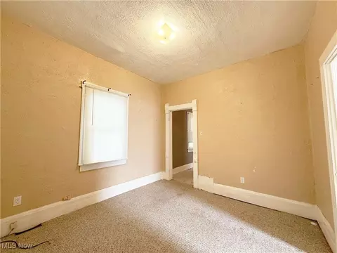 900 E 34th St, Lorain, OH 44055 photo 13