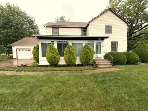 418 Prospect St, Wellington, OH 44090