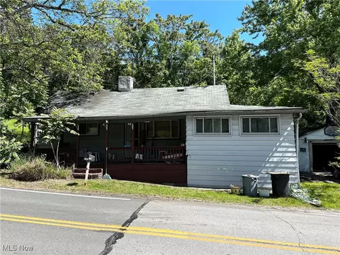 1836 Colerain Pike, Martins Ferry, OH 43935