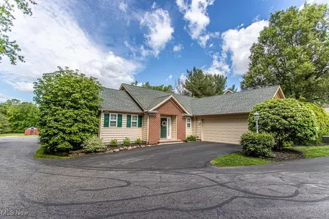 8121 Hitchcock Rd #1, Youngstown, OH 44512
