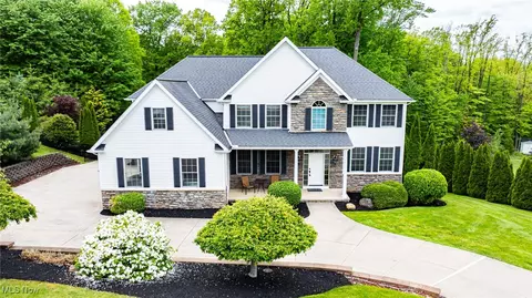 7776 Keystone Dr, Concord, OH 44077