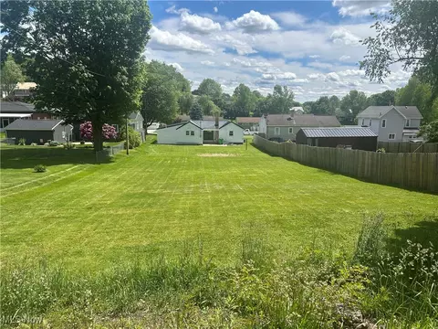 Adams, Coshocton, OH 43812 photo 3