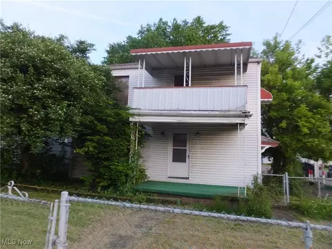2904 12th St NW, Canton, OH 44708 photo 1