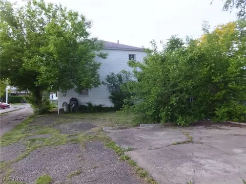 2904 12th St NW, Canton, OH 44708 photo 4