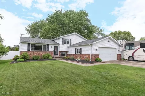 726 N Fork Way, Brunswick Hills, OH 44212