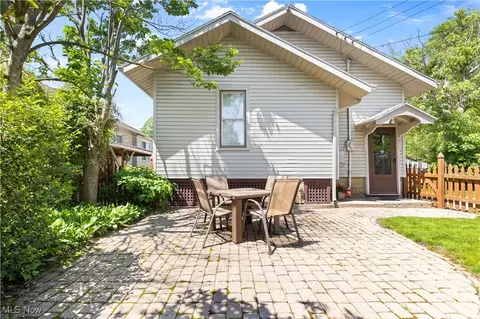 226 N 19th St, Sebring, OH 44672 photo 5