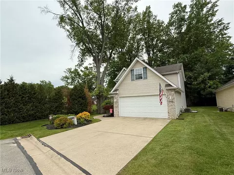 106 Windjammer Ct, Painesville, OH 44077