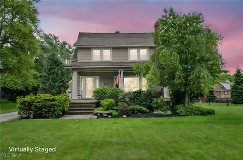 6043 Pearl Rd, Parma Heights, OH 44130