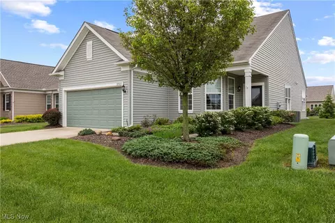 37927 Dakota Dr, North Ridgeville, OH 44039
