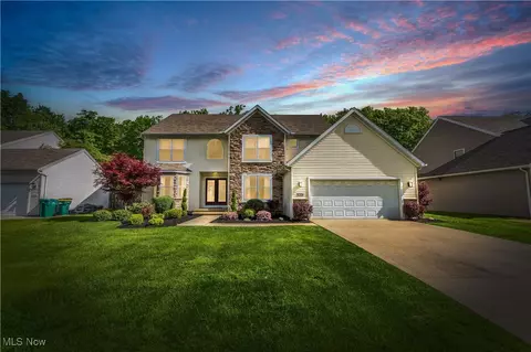 24527 Rushmore Dr, Richmond Heights, OH 44143