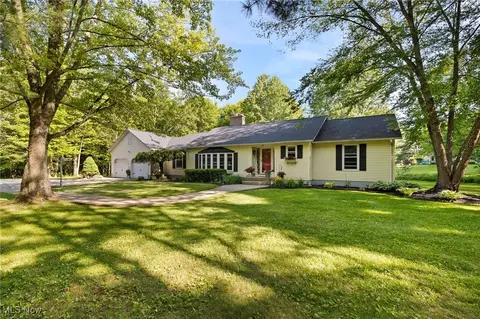 2836 Cherokee Dr, Mansfield, OH 44903